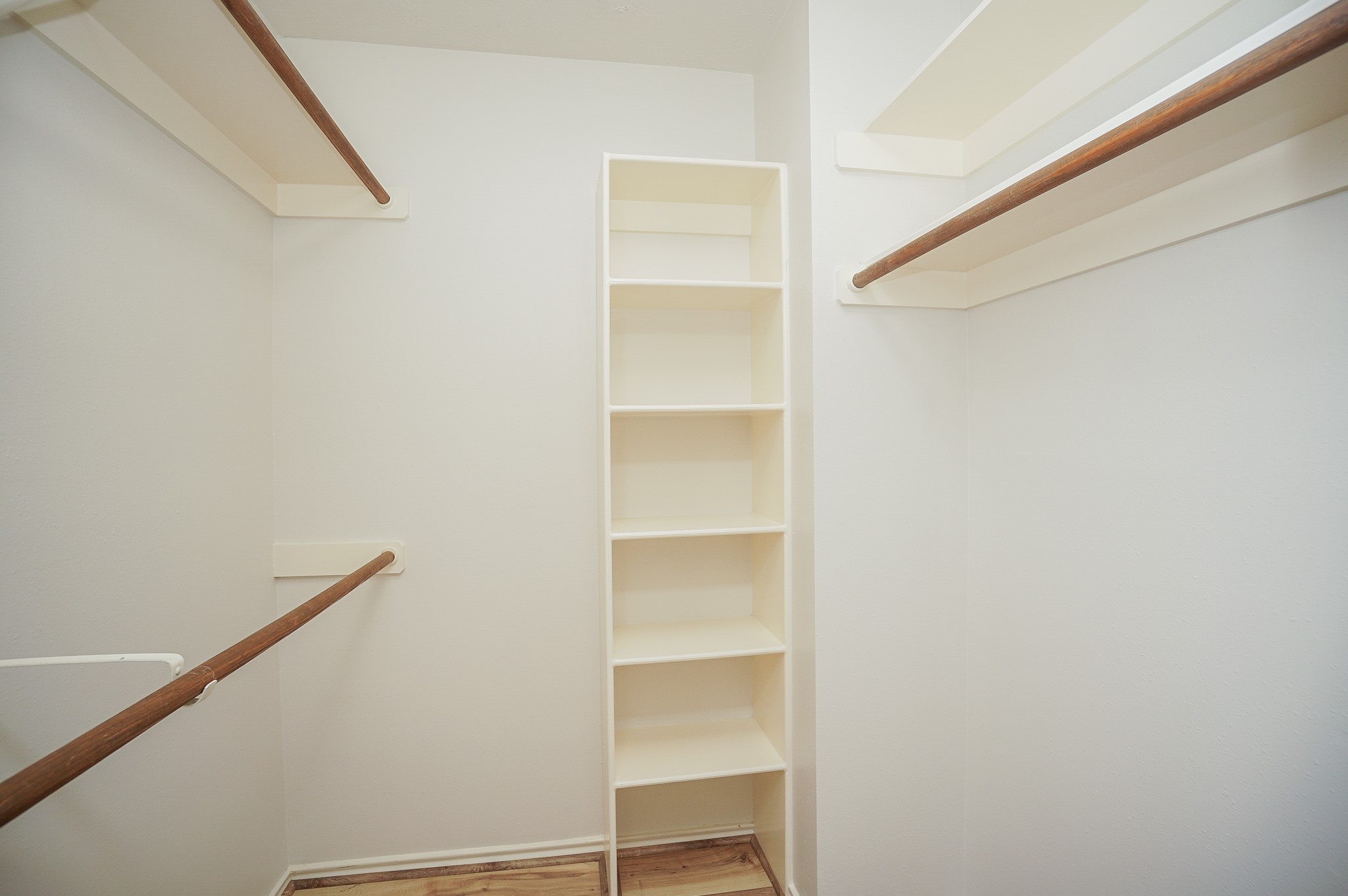 22523 Holly Lake Drive Property Photo 22