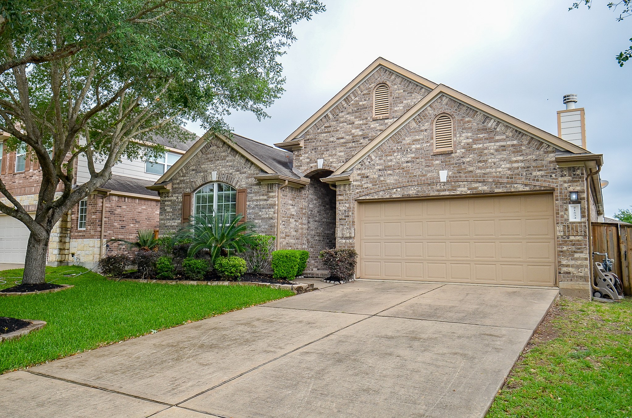 21534 Venture Park Drive Property Photo 1