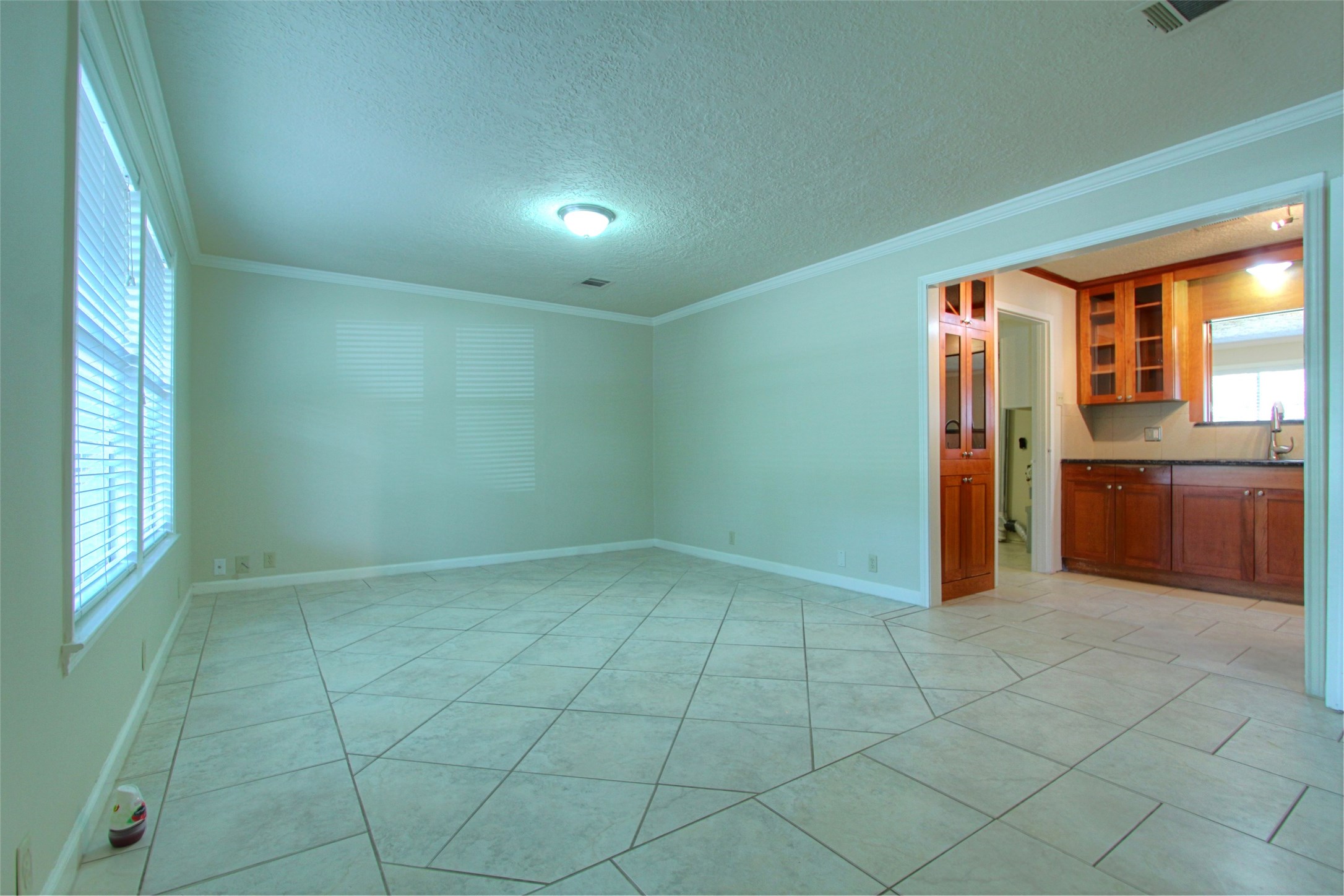 1322 Curtin Street Property Photo 19