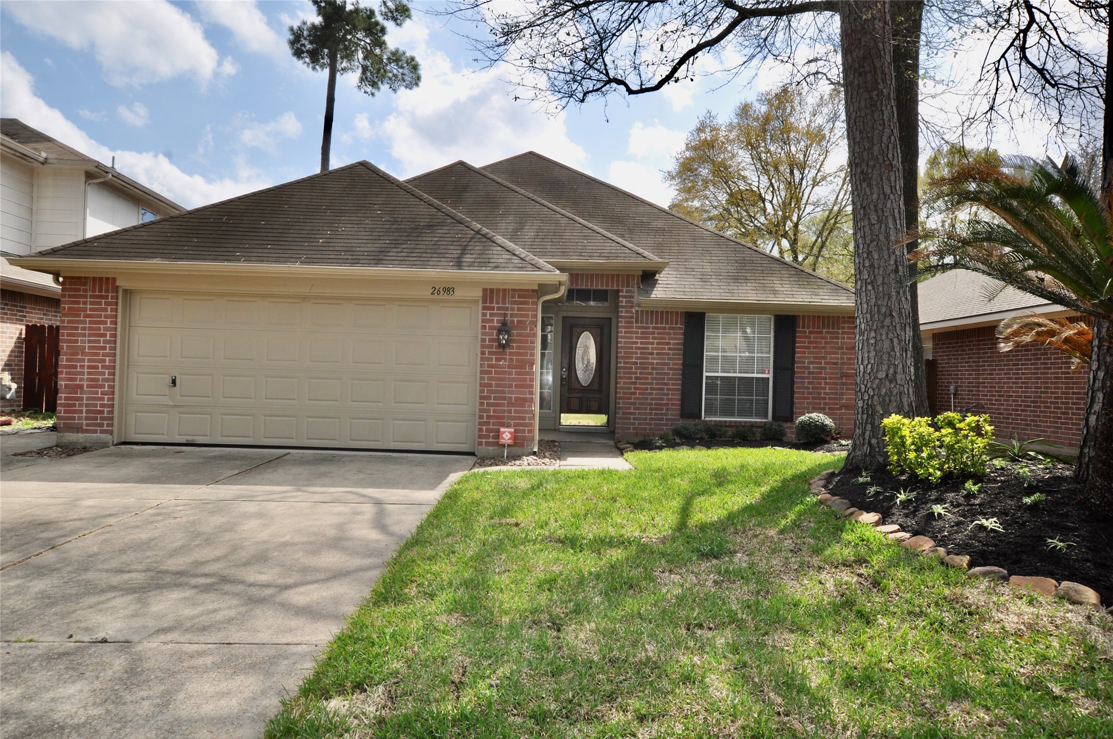 26983 Crown Haven Drive Property Photo 2