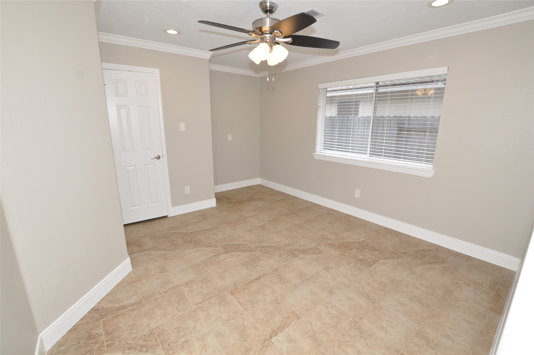 26983 Crown Haven Drive Property Photo 13