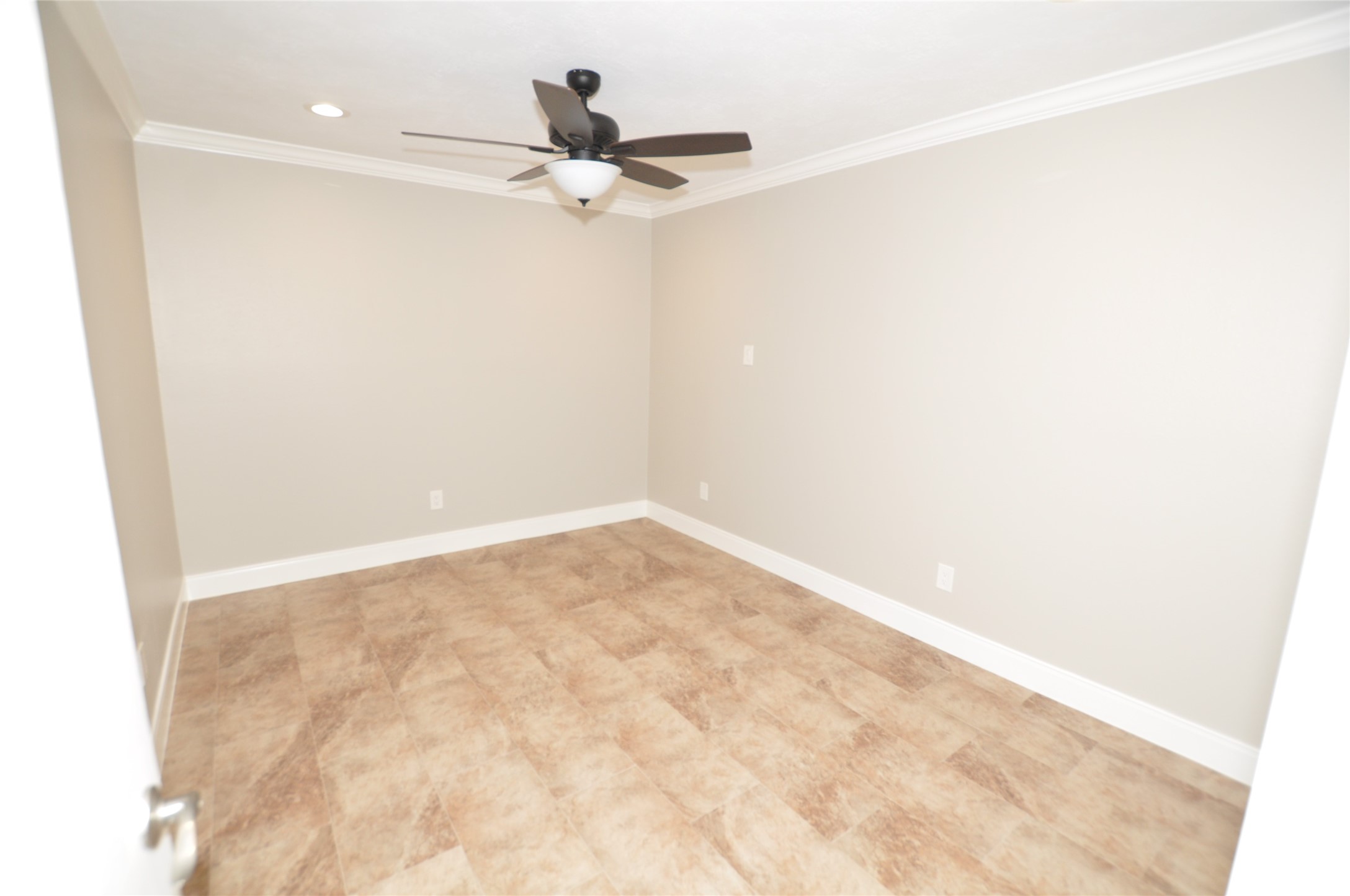 26983 Crown Haven Drive Property Photo 16
