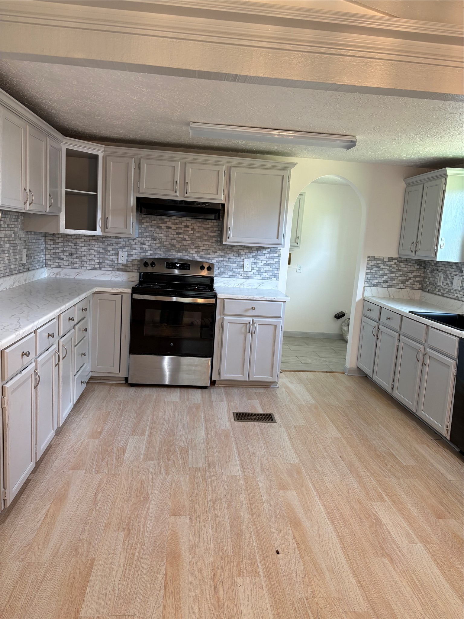 6085 Adams Flat Road B Property Photo 6