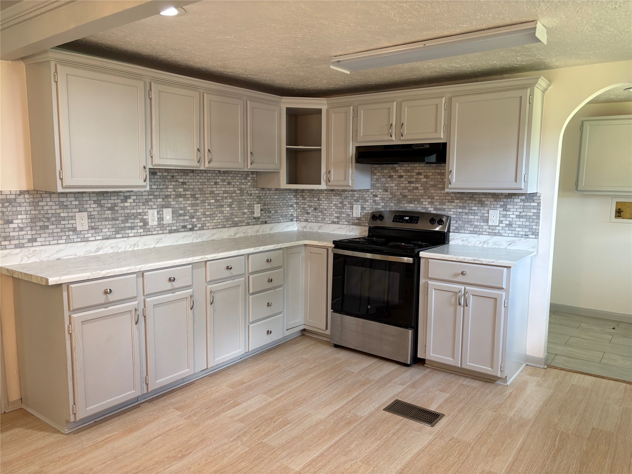 6085 Adams Flat Road B Property Photo 8