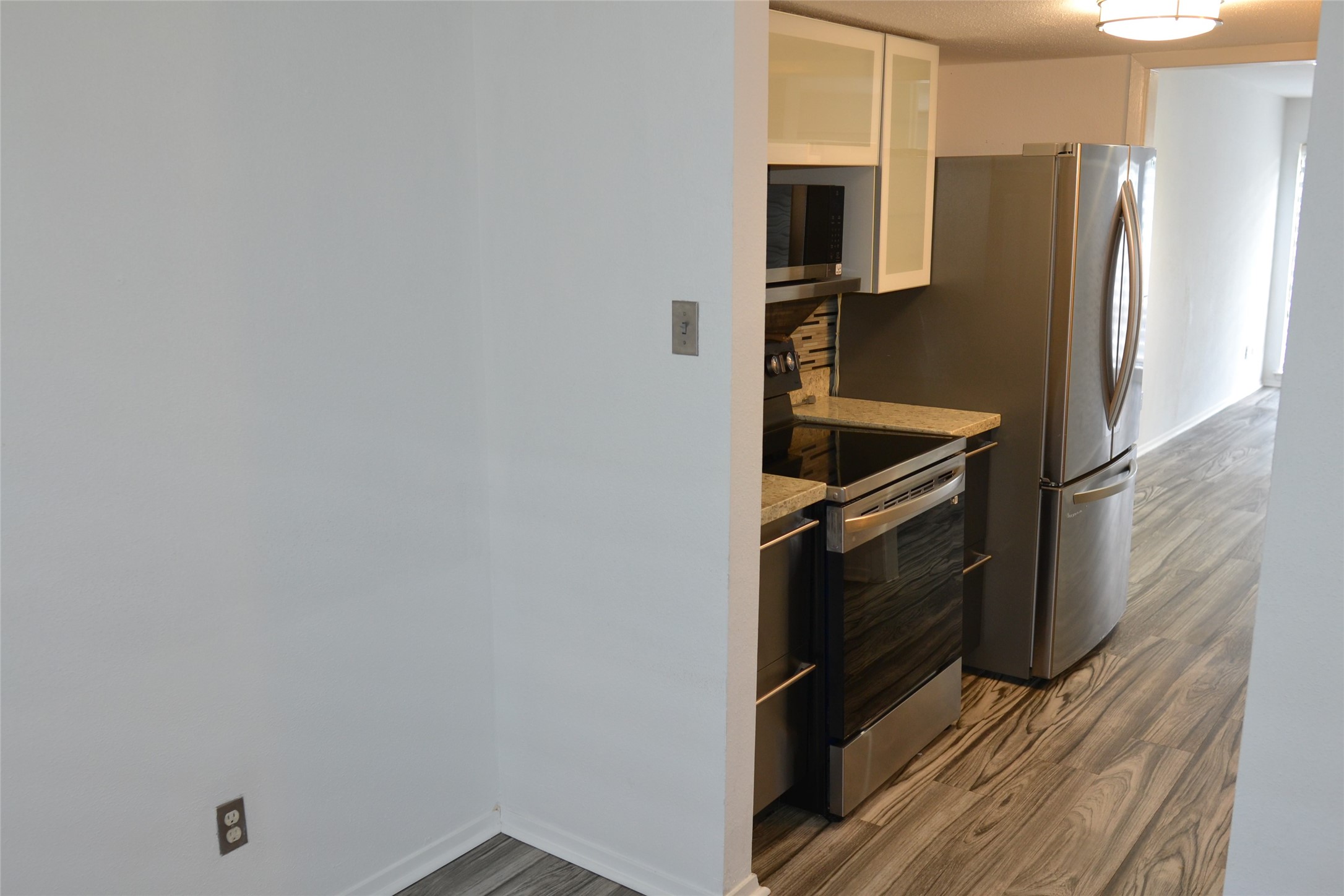 2325 Briarwest Boulevard Property Photo 15