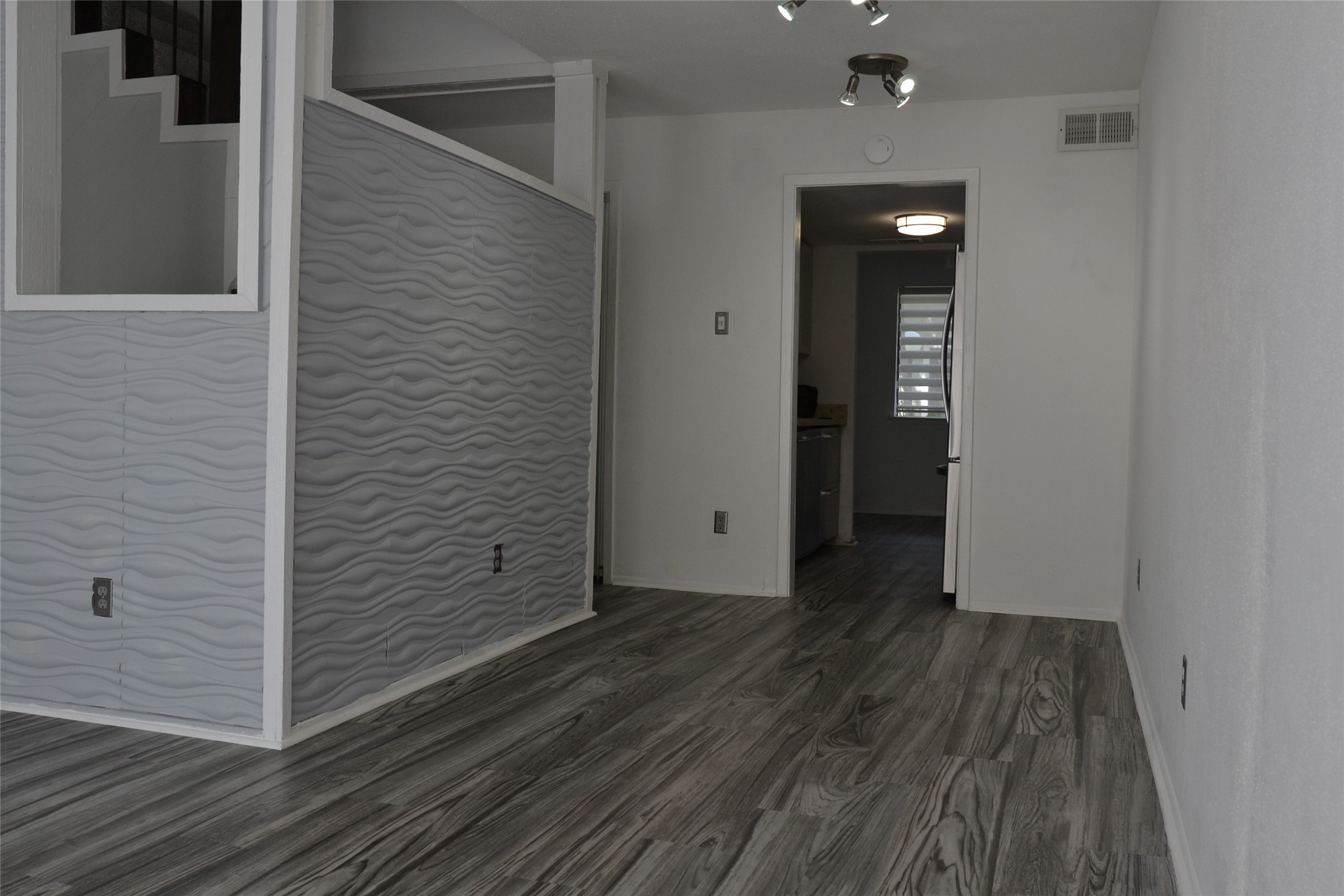2325 Briarwest Boulevard Property Photo 22