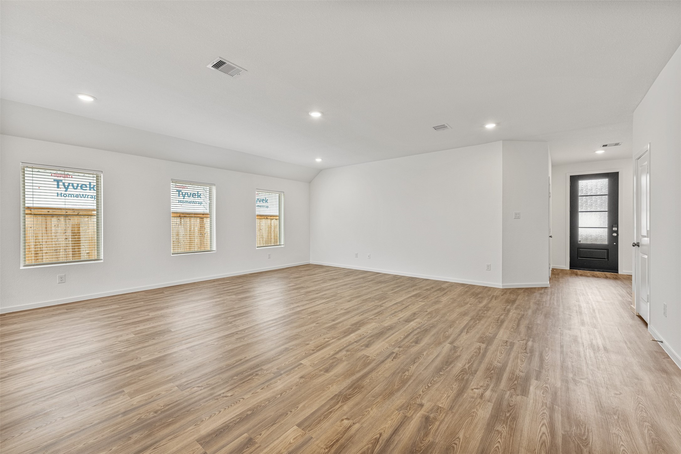 10903 Tropical Queen Lane Property Photo 17