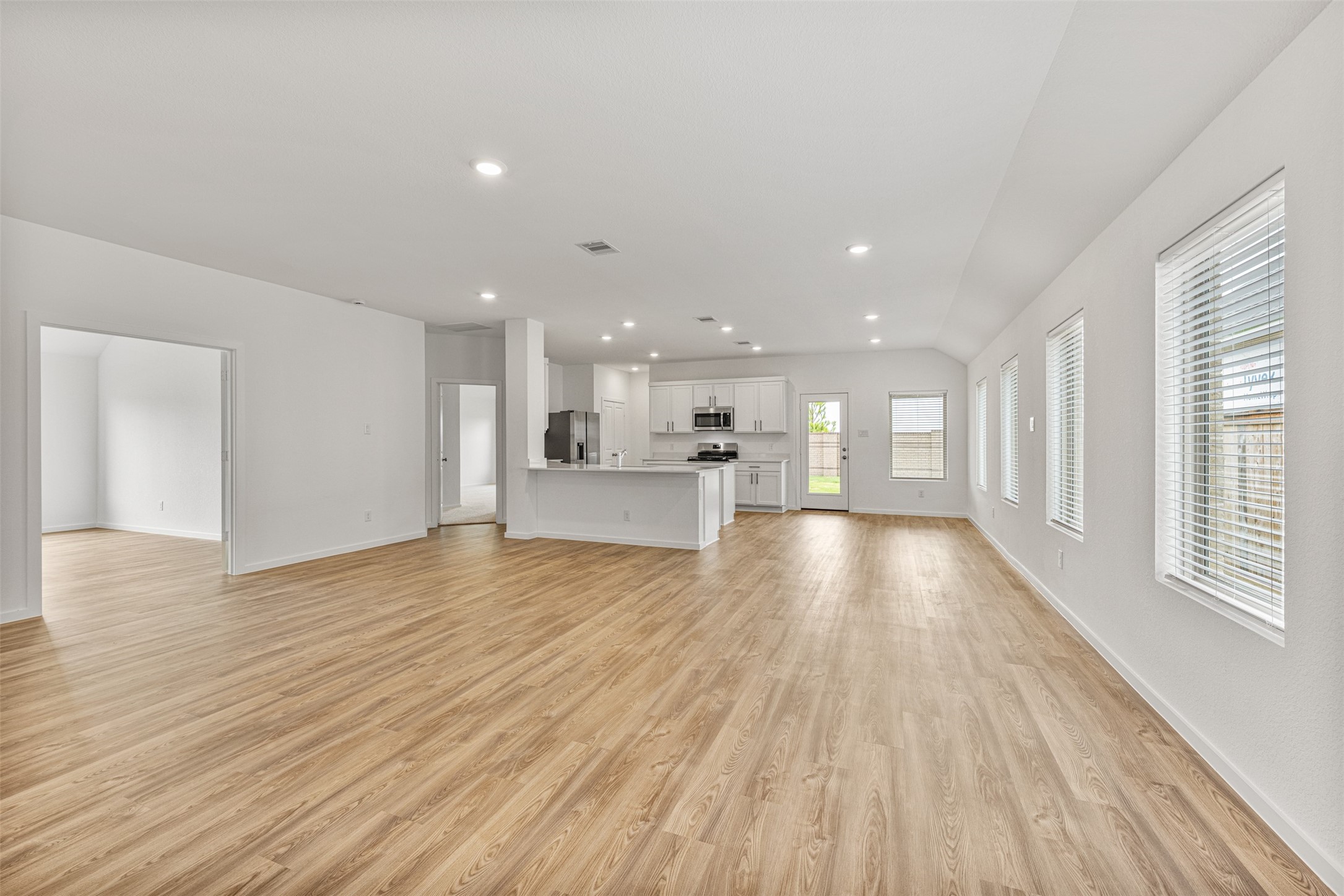 10903 Tropical Queen Lane Property Photo 19