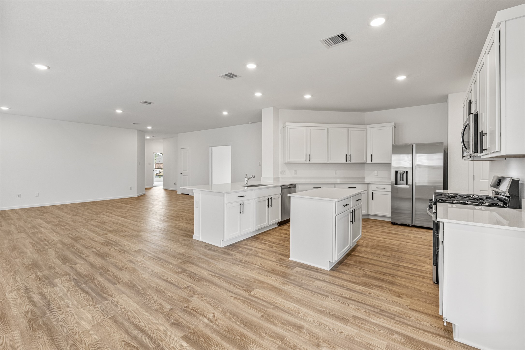 10903 Tropical Queen Lane Property Photo 22