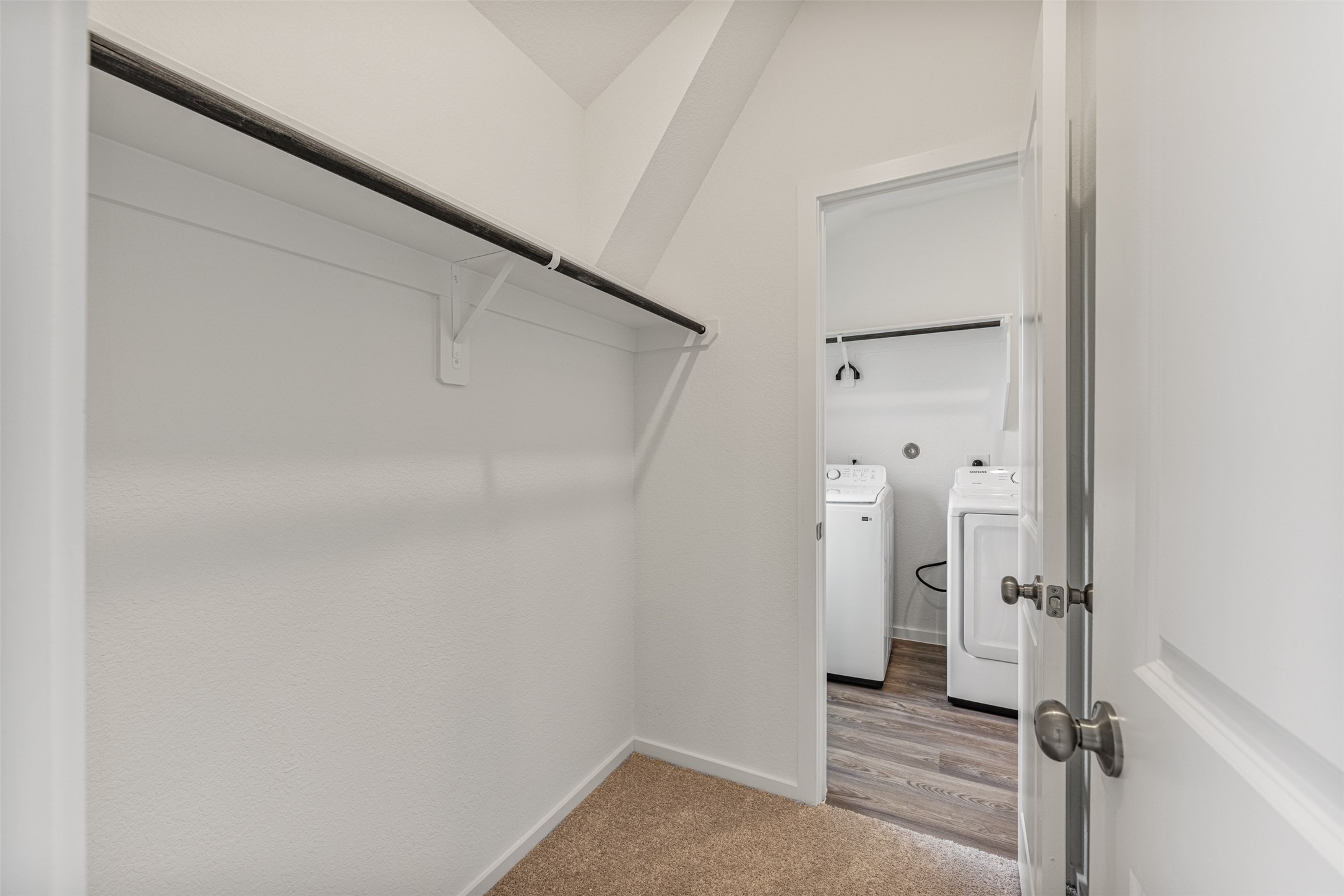 10903 Tropical Queen Lane Property Photo 28