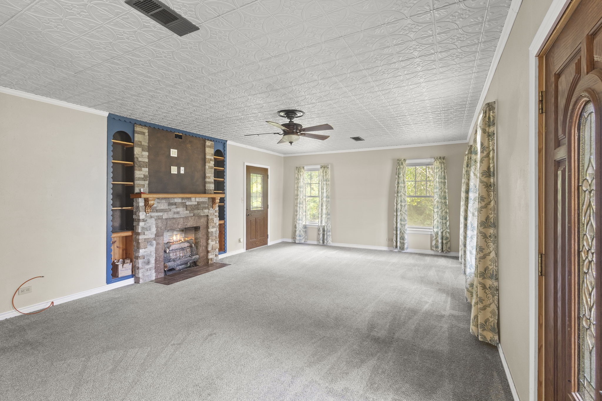 301 N Pine Street Property Photo 7