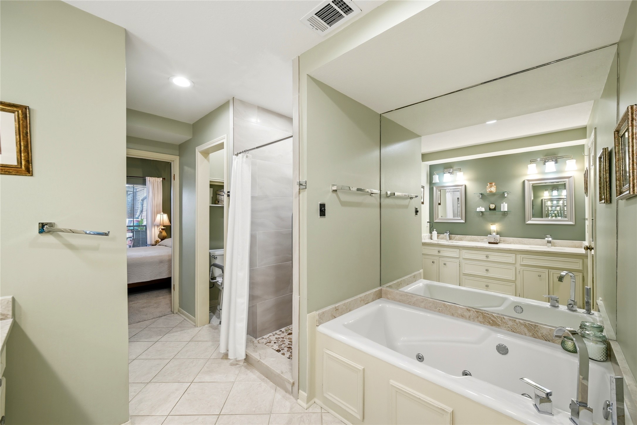 14053 Cashel Forest Drive Property Photo 32