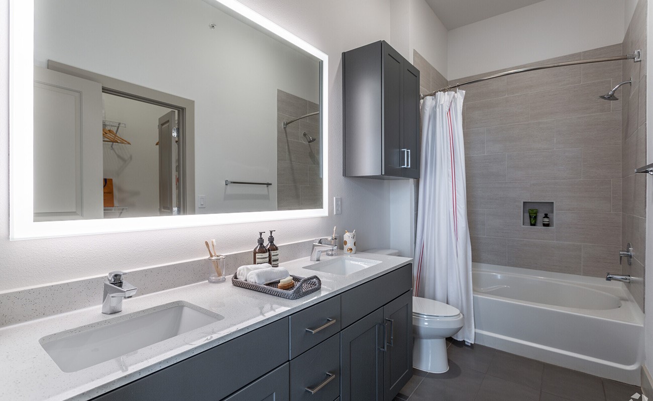 160 Birdsall Street 1117 Property Photo 9