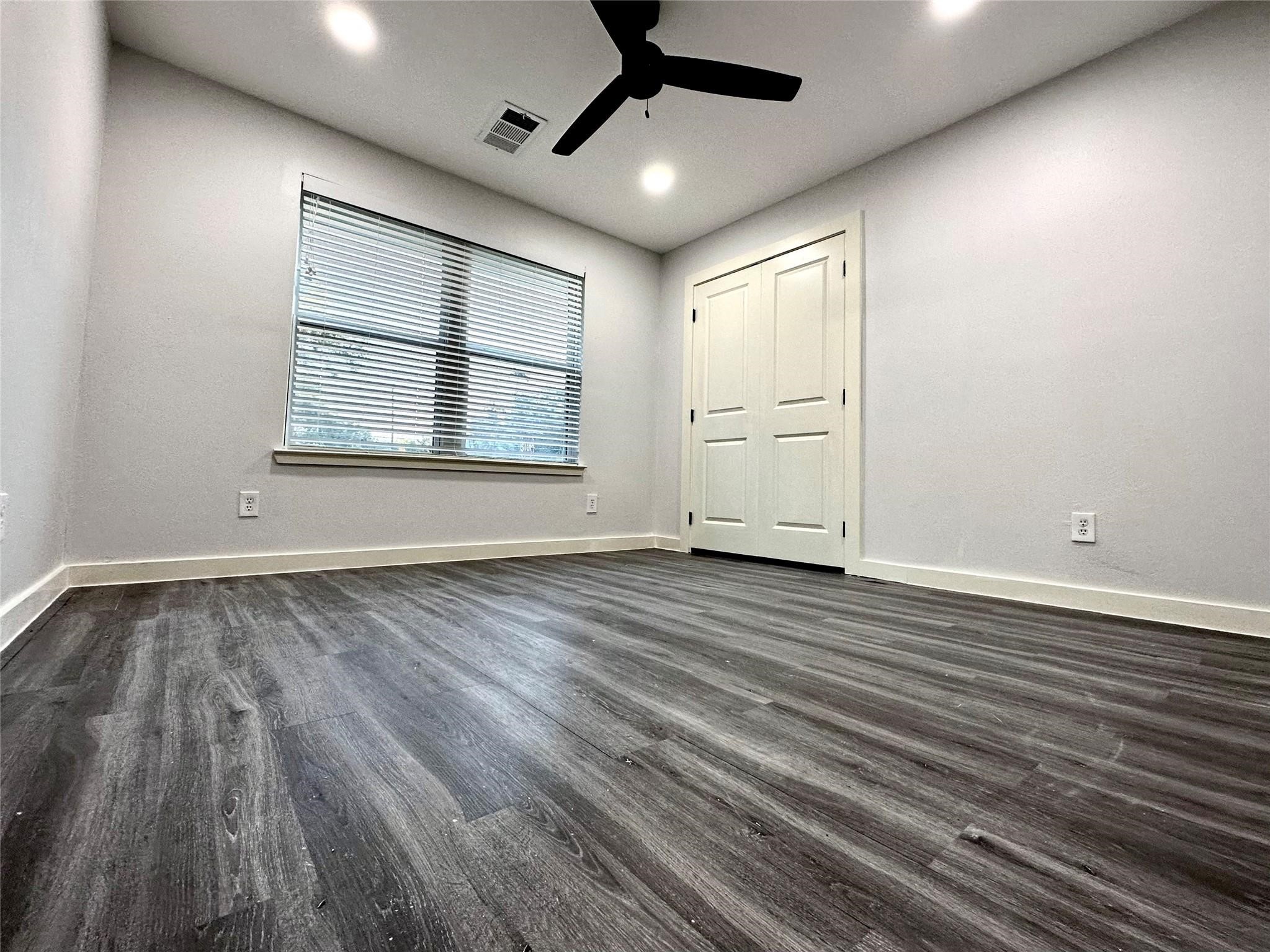8058 Longridge Drive Property Photo 13