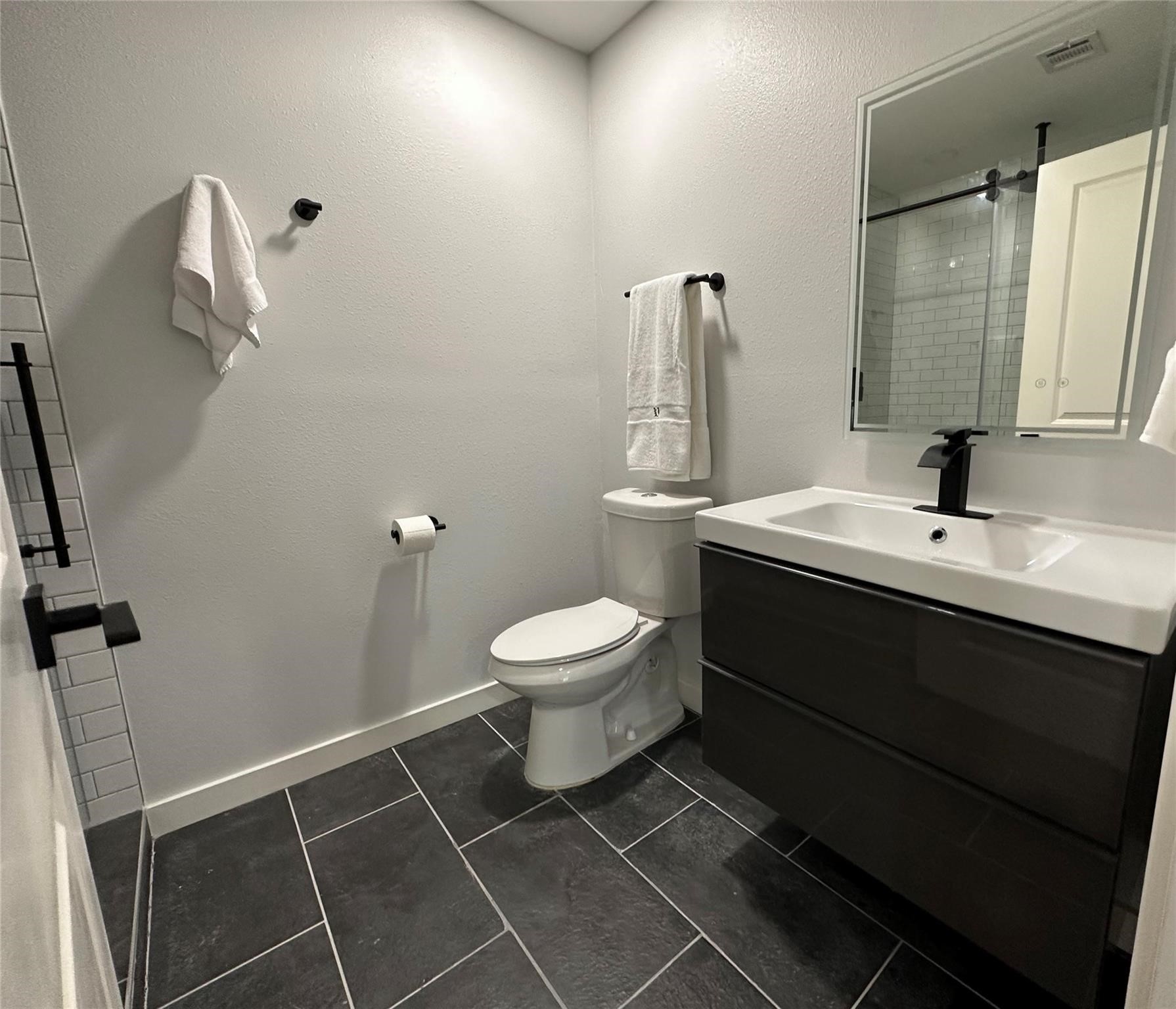 8058 Longridge Drive Property Photo 14
