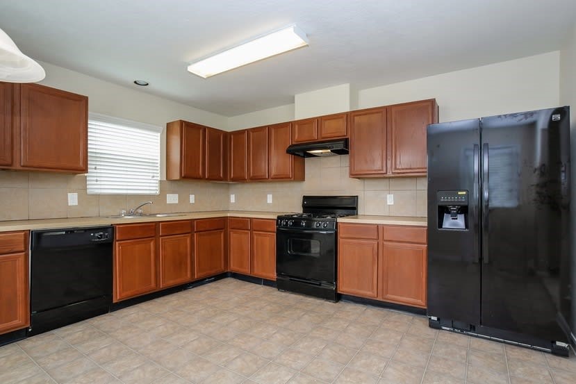 19151 Sandelford Drive Property Photo 6