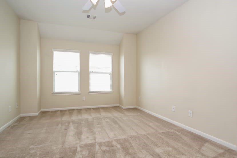 19151 Sandelford Drive Property Photo 9