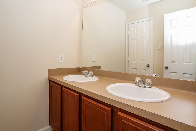 19151 Sandelford Drive Property Photo 16