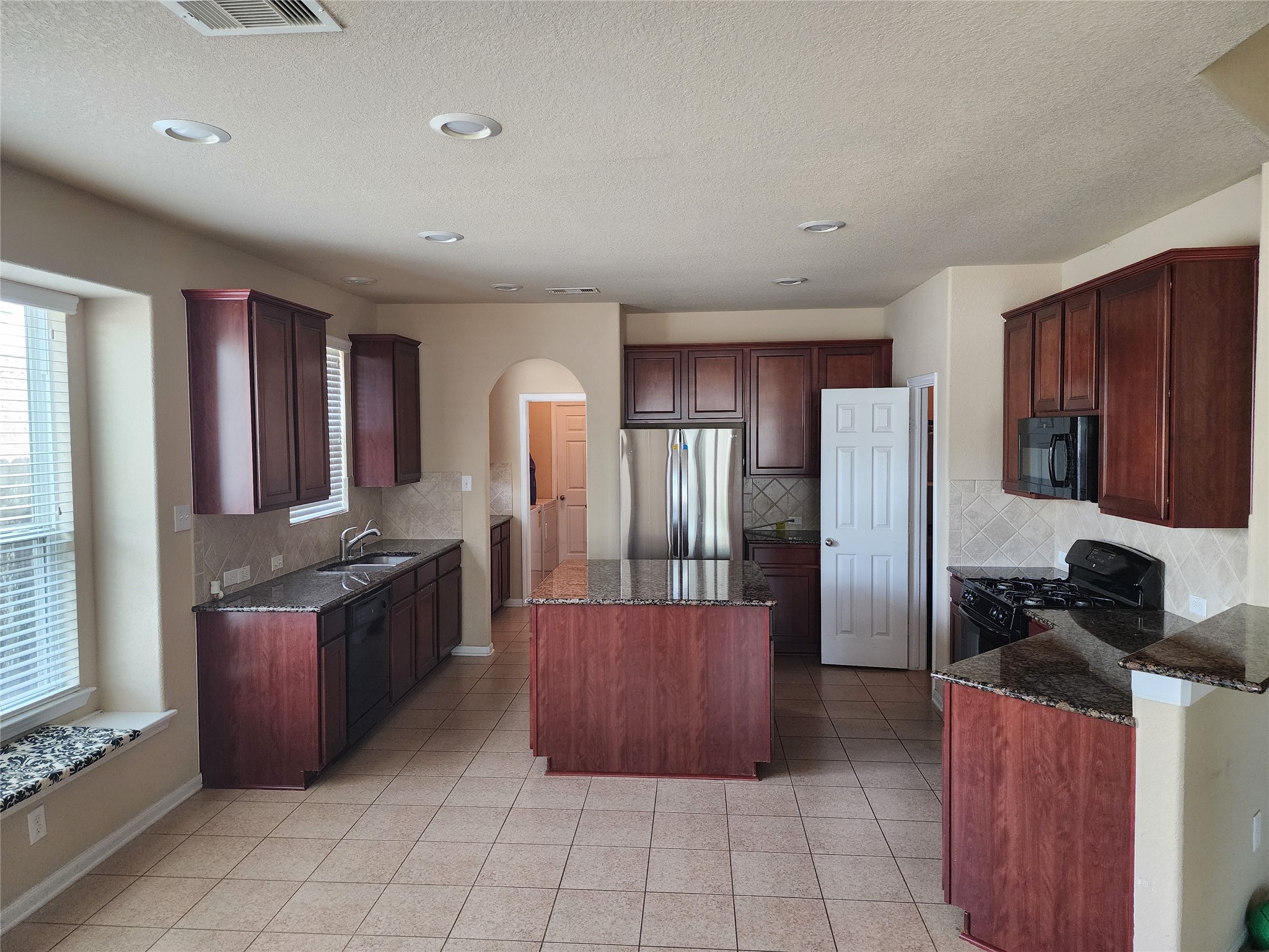 8930 Silent Hills Lane Property Photo 18