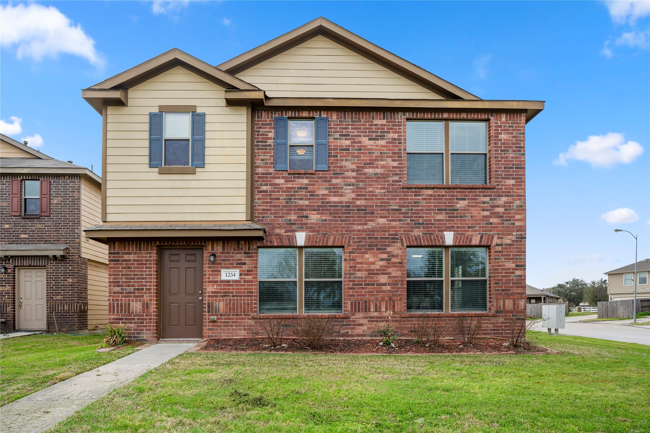 1234 Grassy View Drive Property Photo 4
