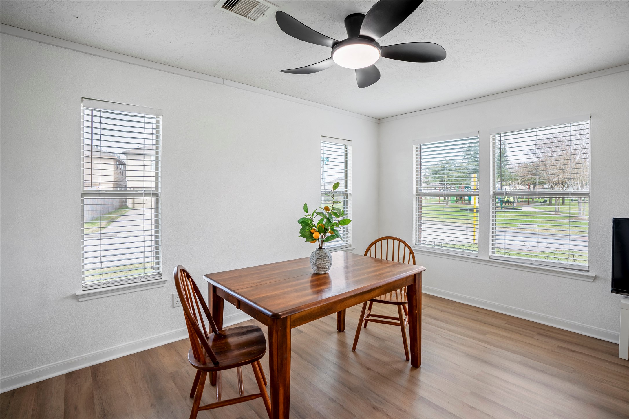 1234 Grassy View Drive Property Photo 8