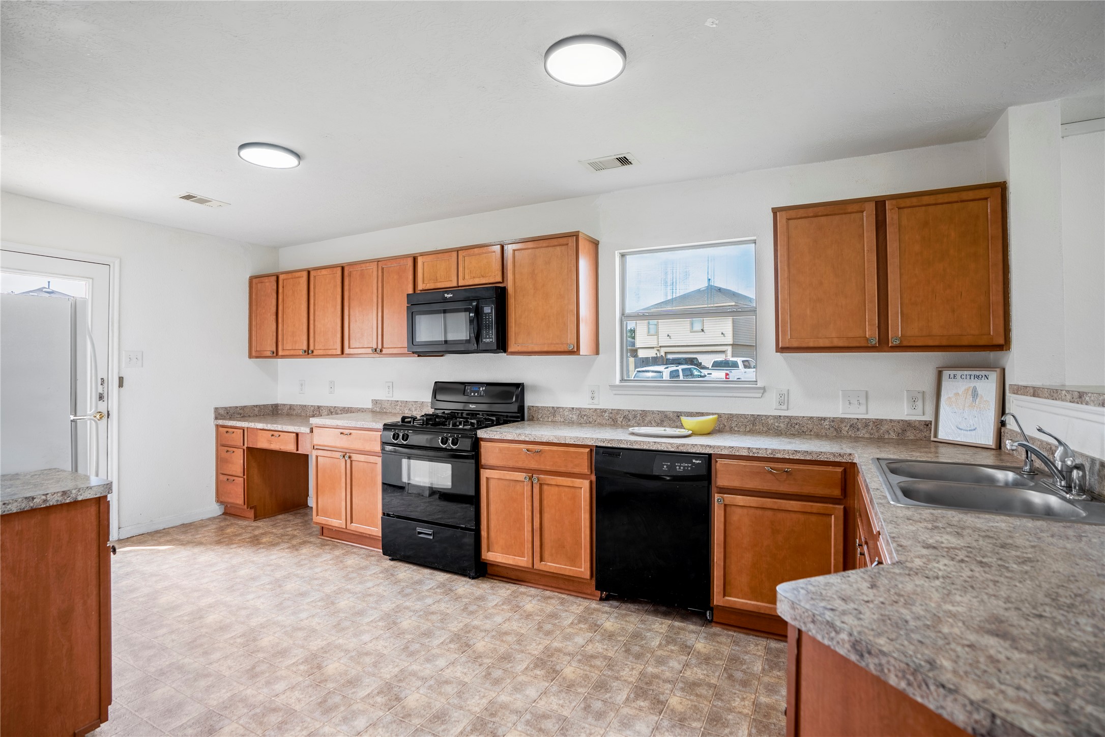 1234 Grassy View Drive Property Photo 11
