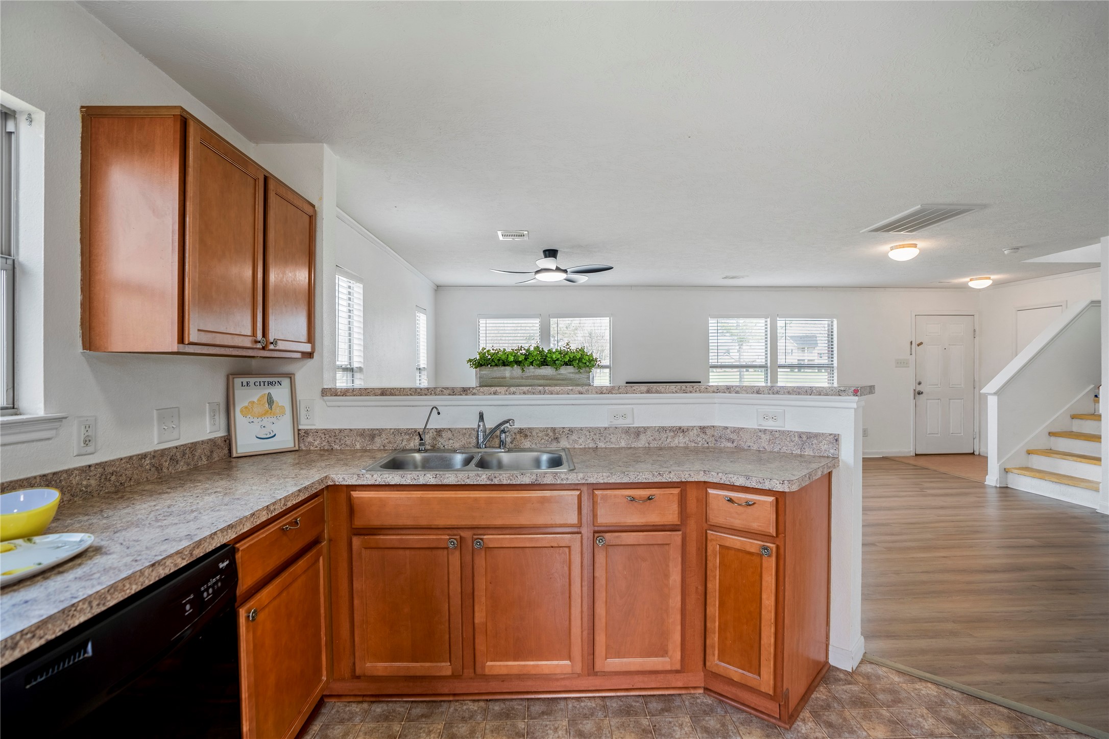 1234 Grassy View Drive Property Photo 13