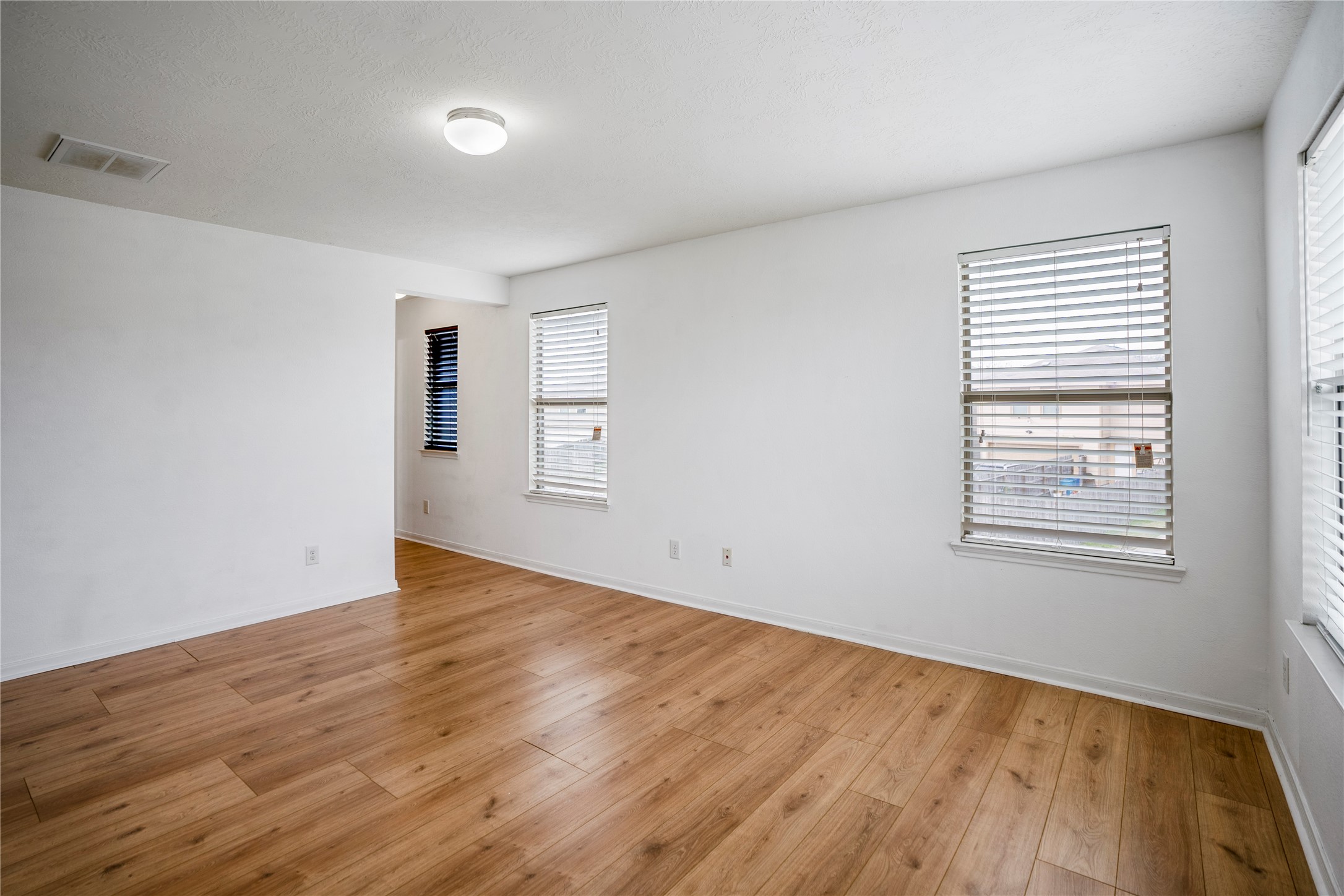 1234 Grassy View Drive Property Photo 14