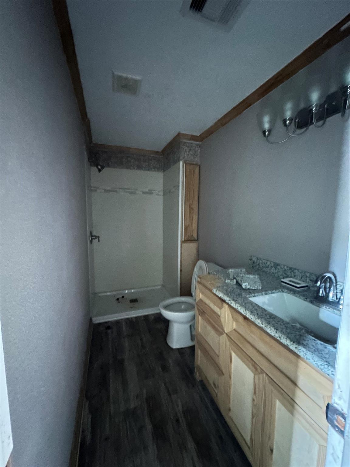 2912 Gregg Street, Houston Tx 77026 Property Photo 7