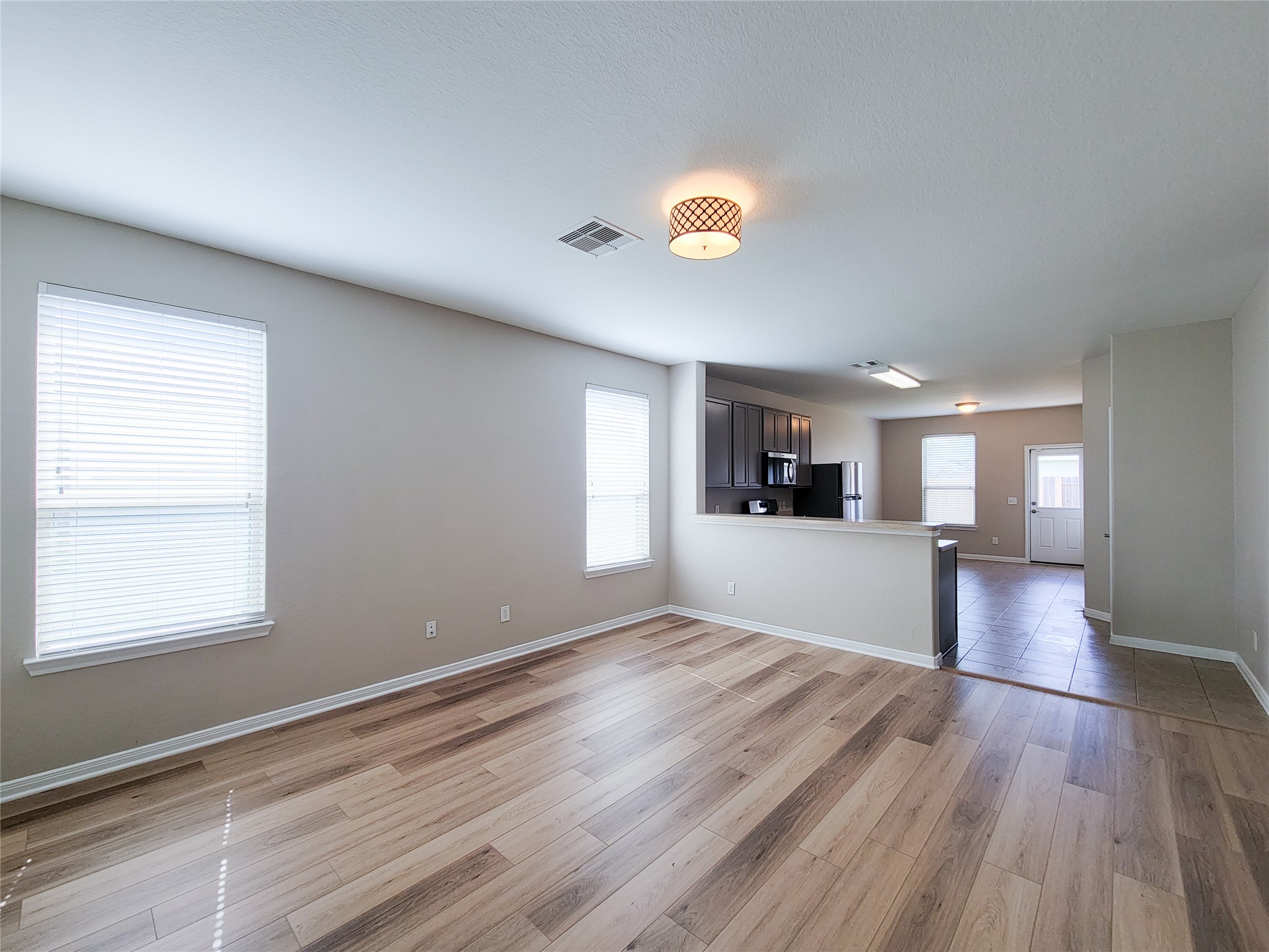 6535 Dayridge Lane Property Photo 17