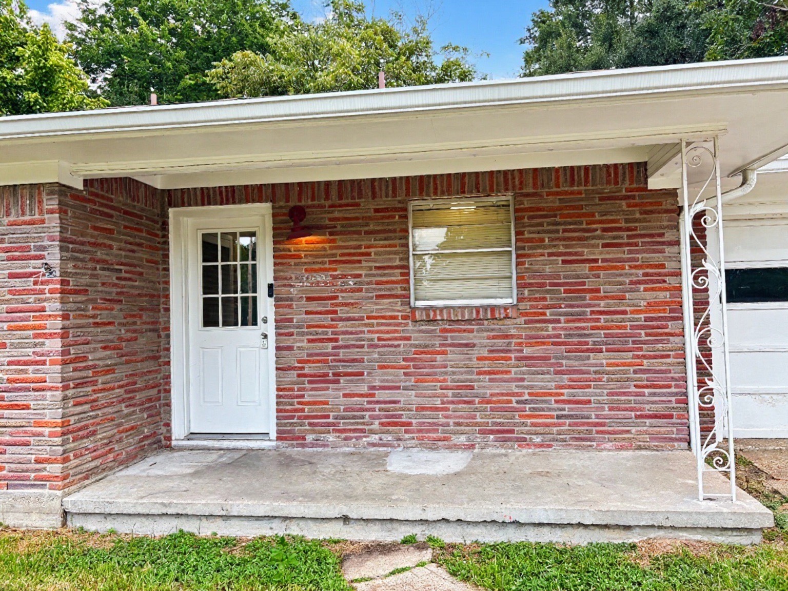 1004 Oak Drive Property Photo 4
