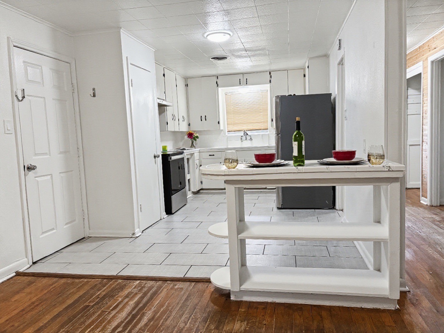 1004 Oak Drive Property Photo 6