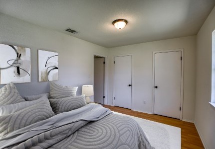 1206 Hackberry Drive Property Photo 5