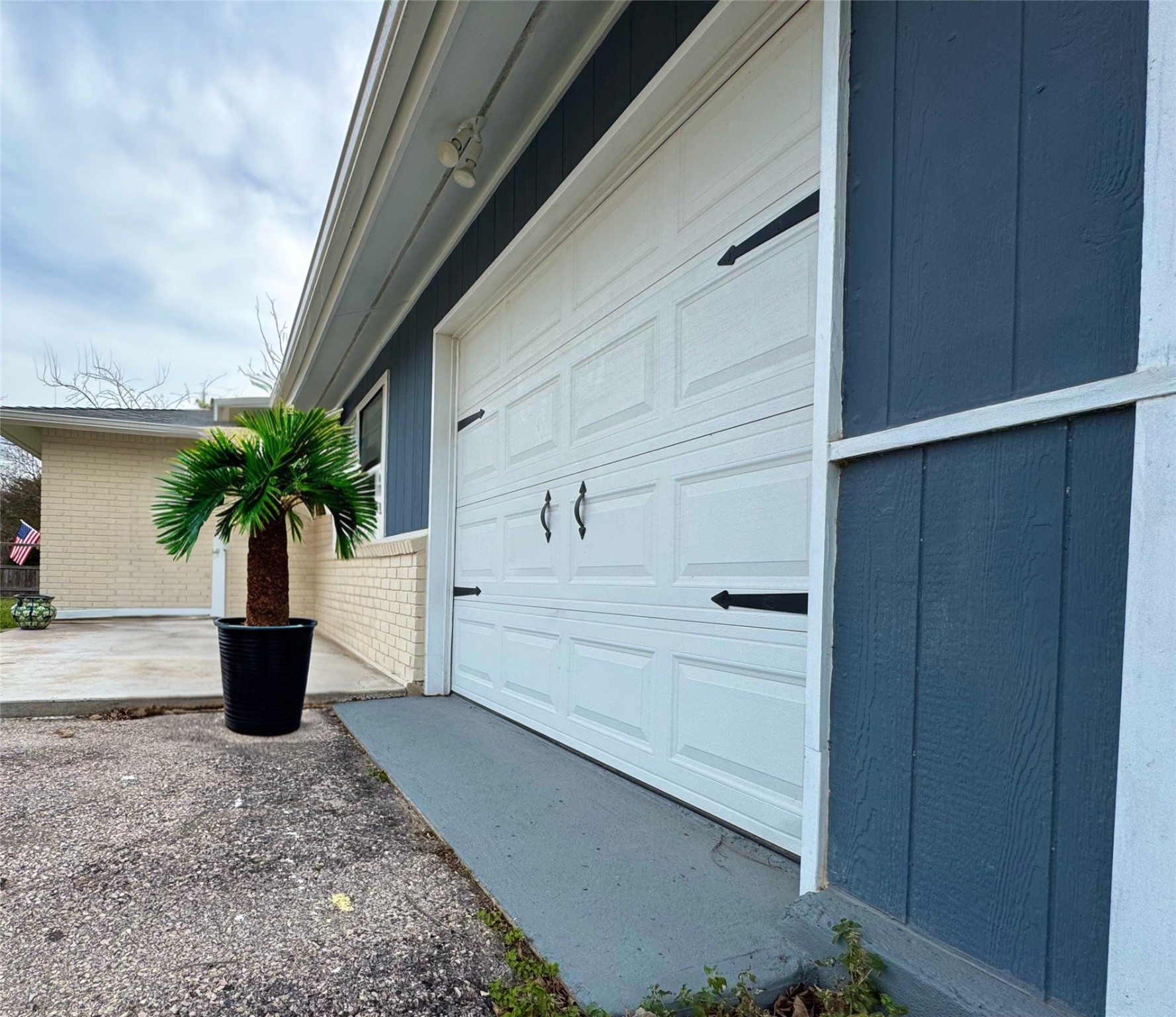 1206 Hackberry Drive Property Photo 10