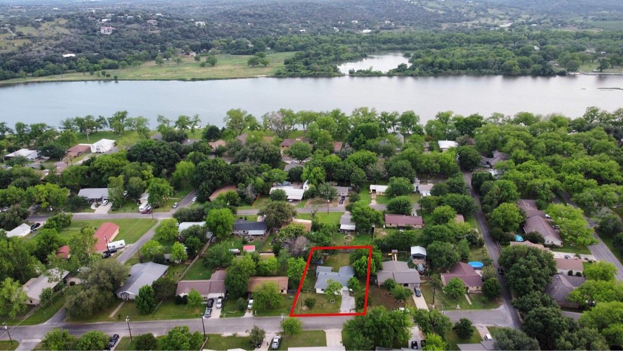 1206 Hackberry Drive Property Photo 18