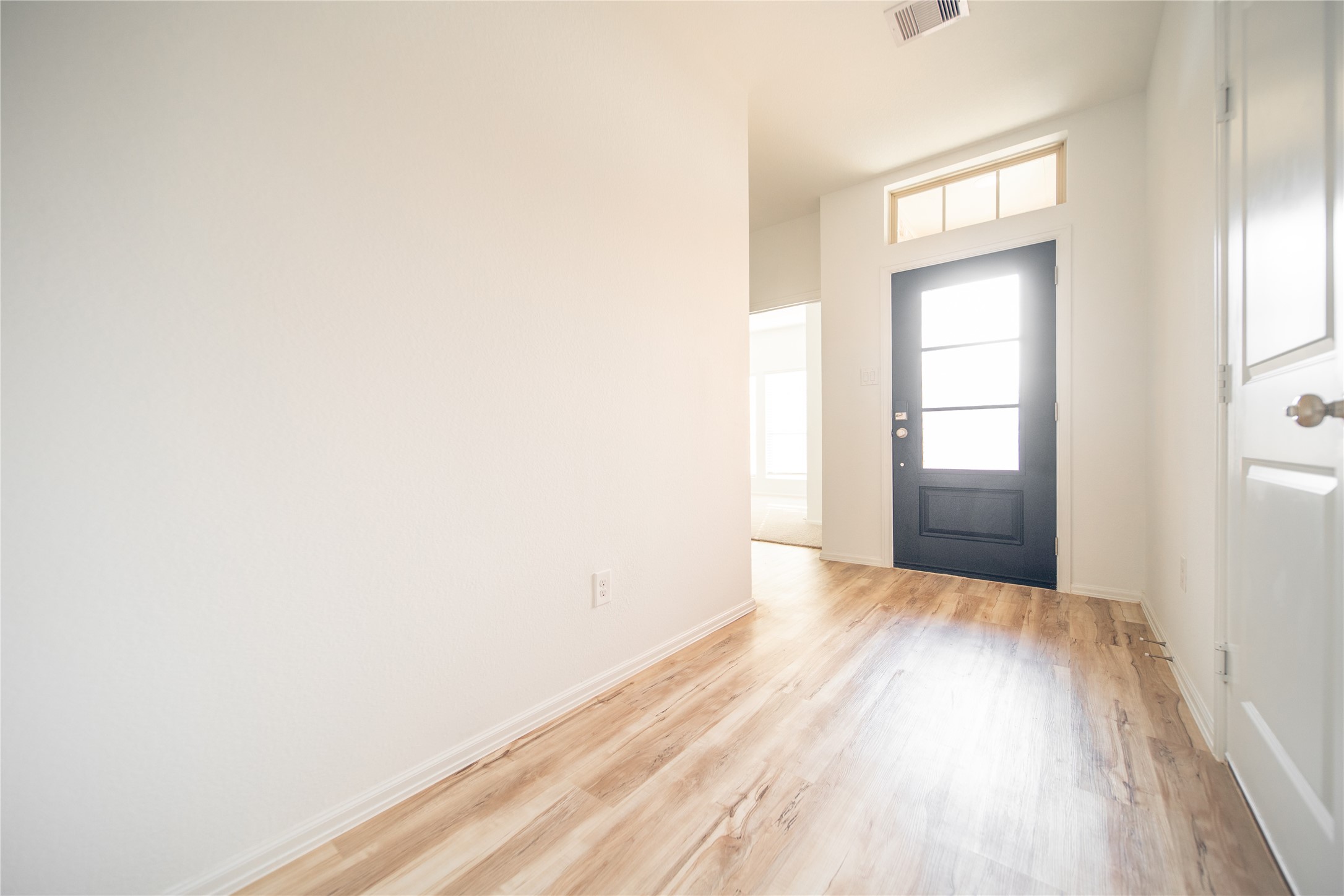 2615 Olivine Stone Drive Property Photo 3