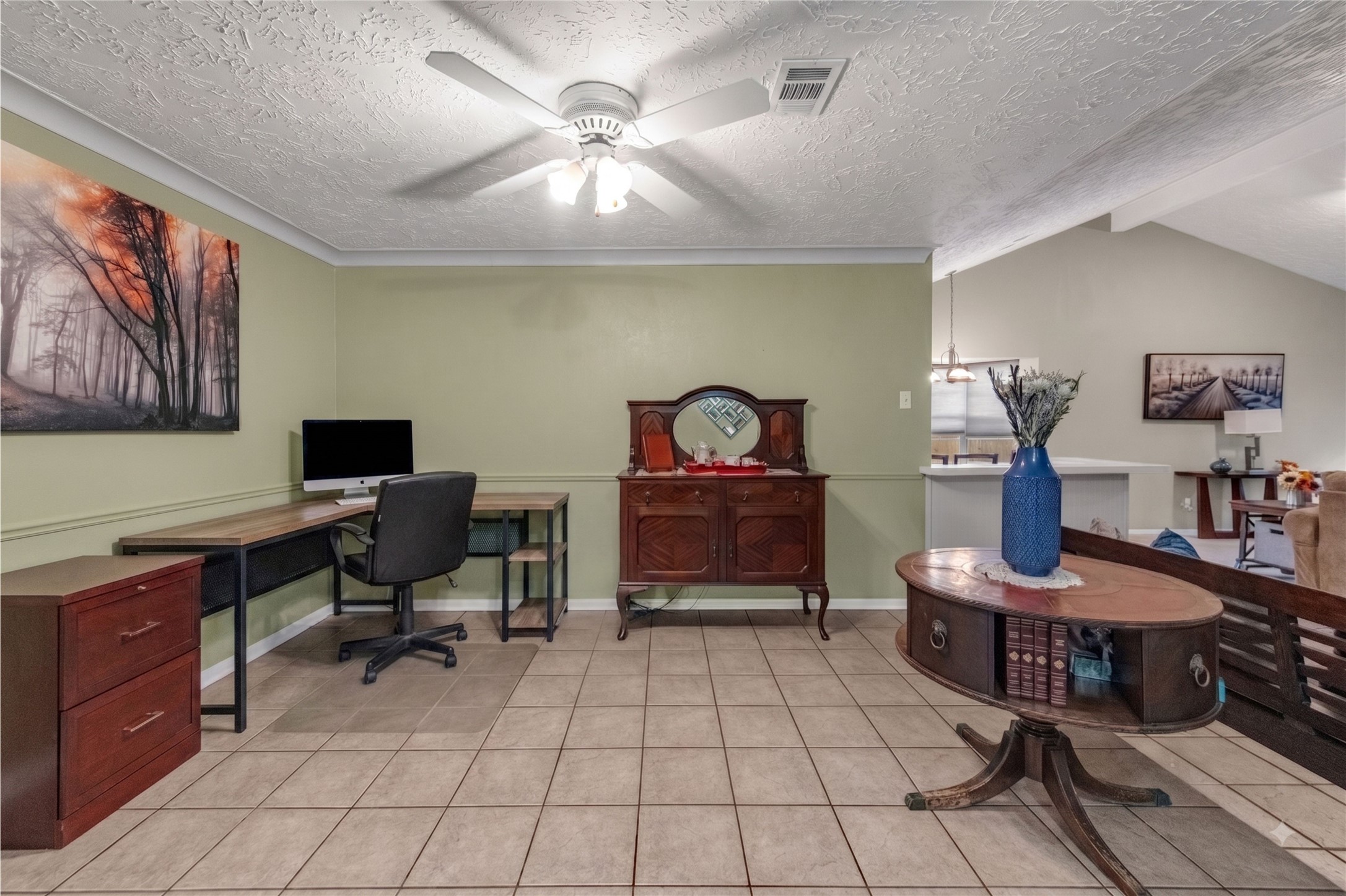 4718 Lost Oak Drive Property Photo 7