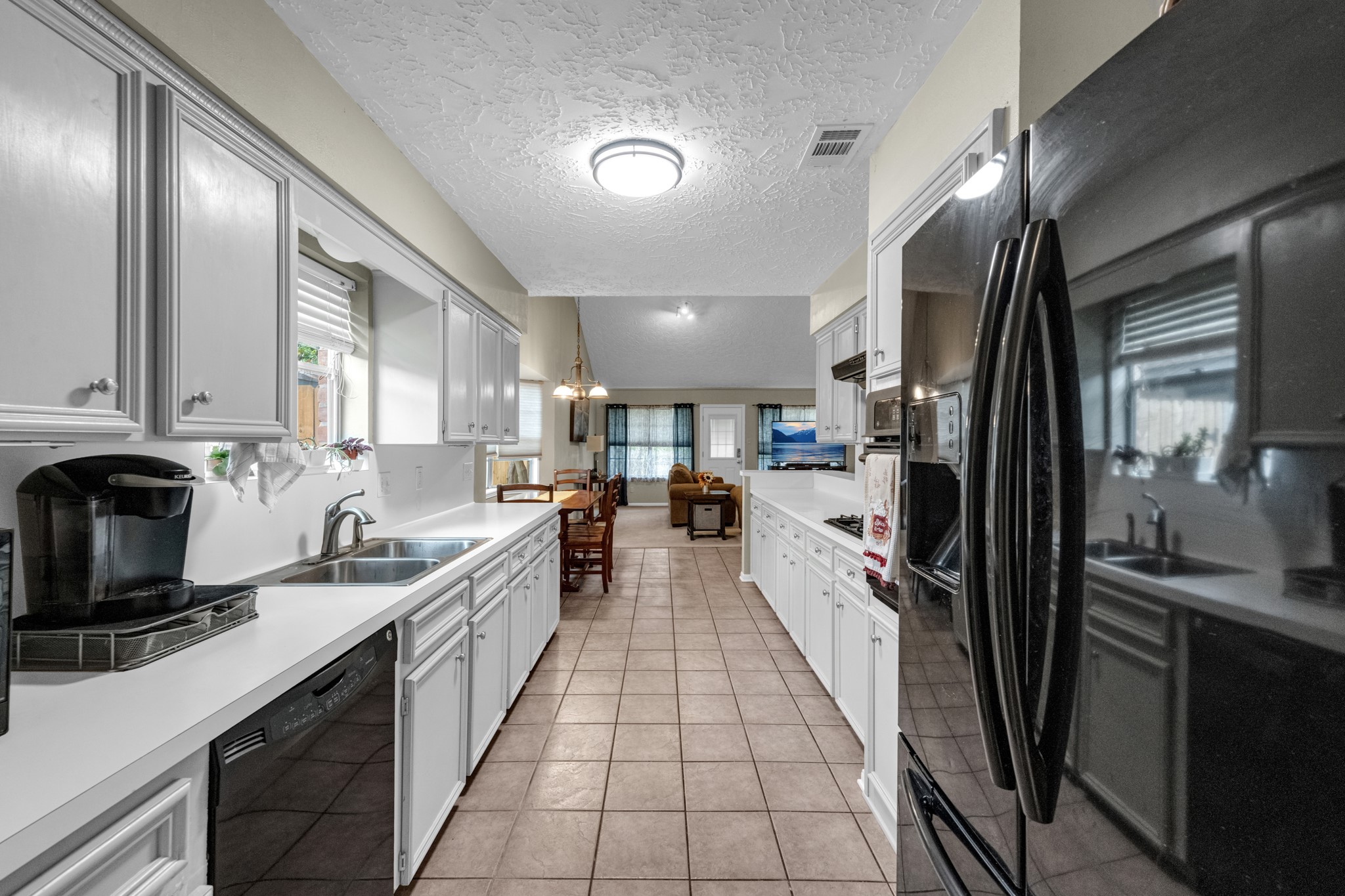 4718 Lost Oak Drive Property Photo 16