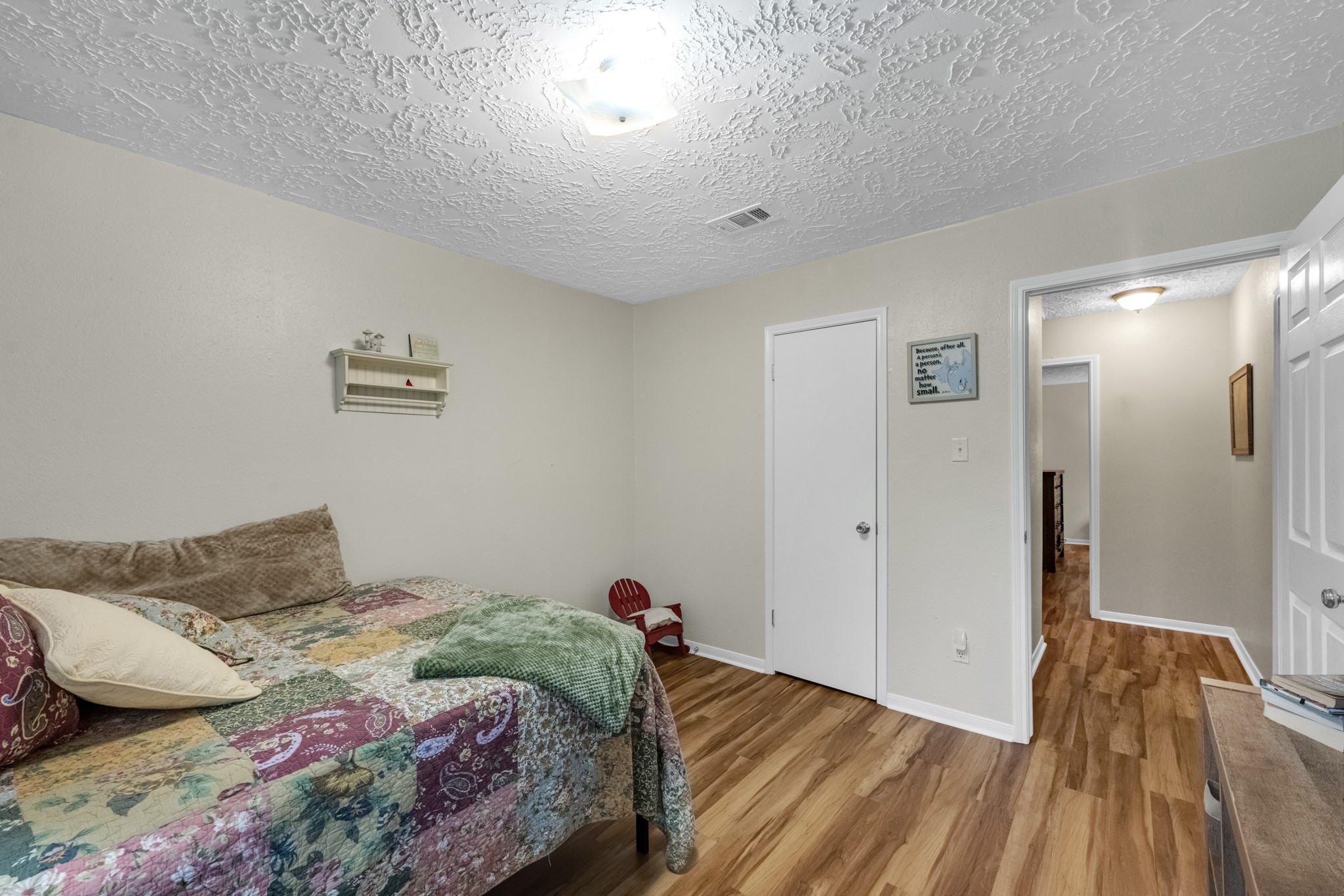 4718 Lost Oak Drive Property Photo 27