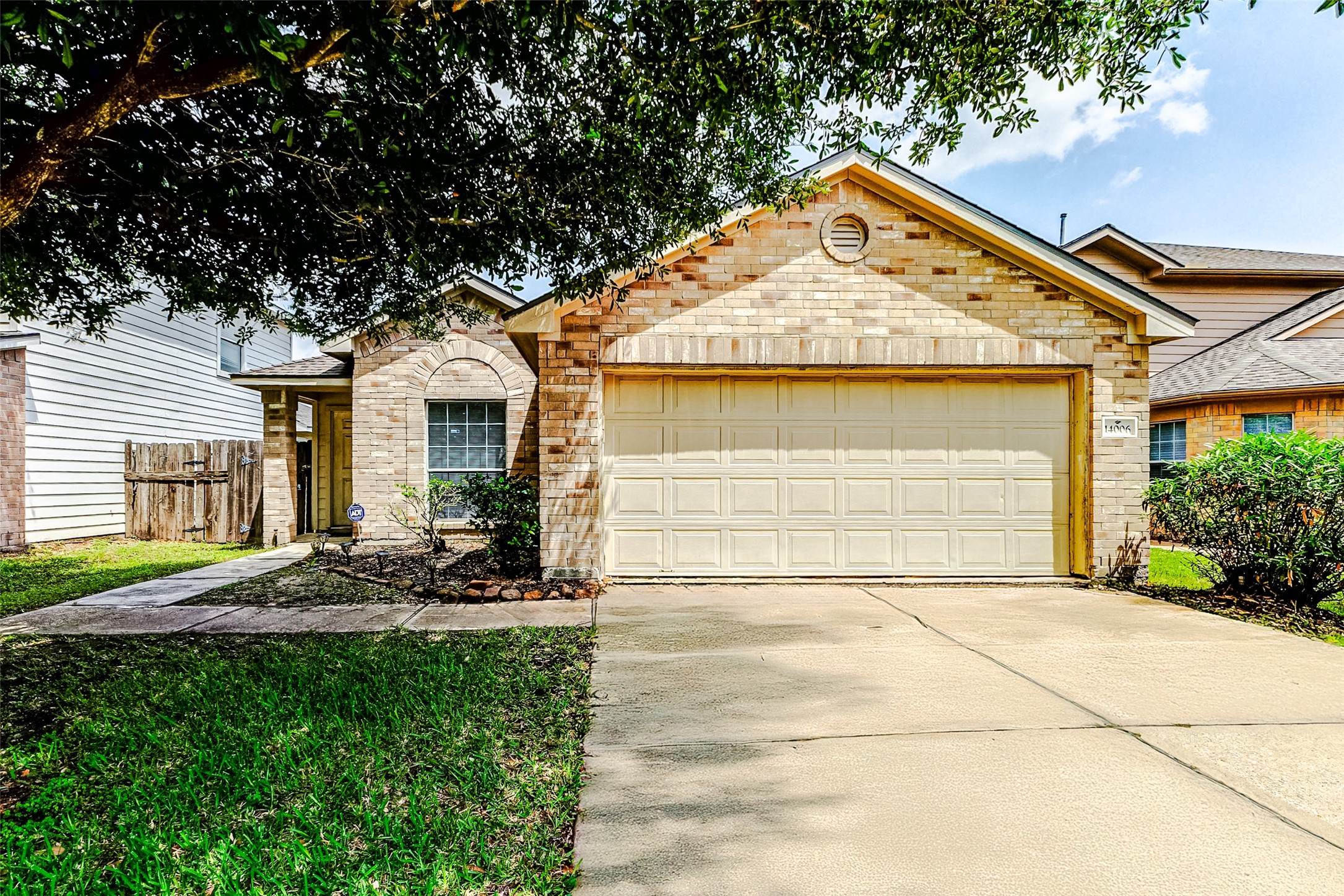 14006 Marners Court Property Photo 1