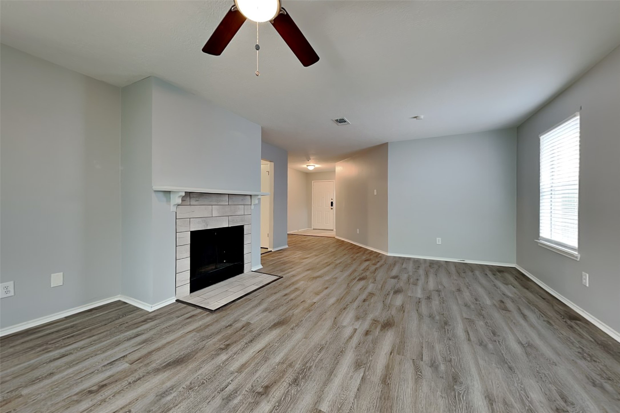26010 Richards Road Property Photo 3