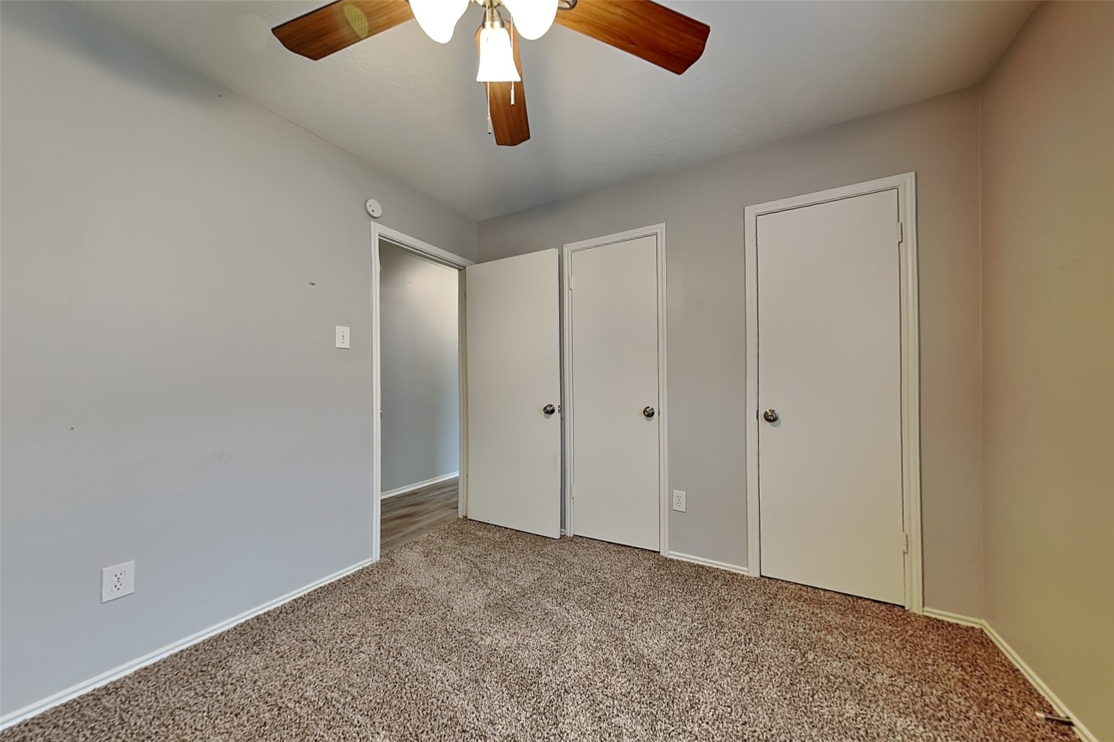 26010 Richards Road Property Photo 12