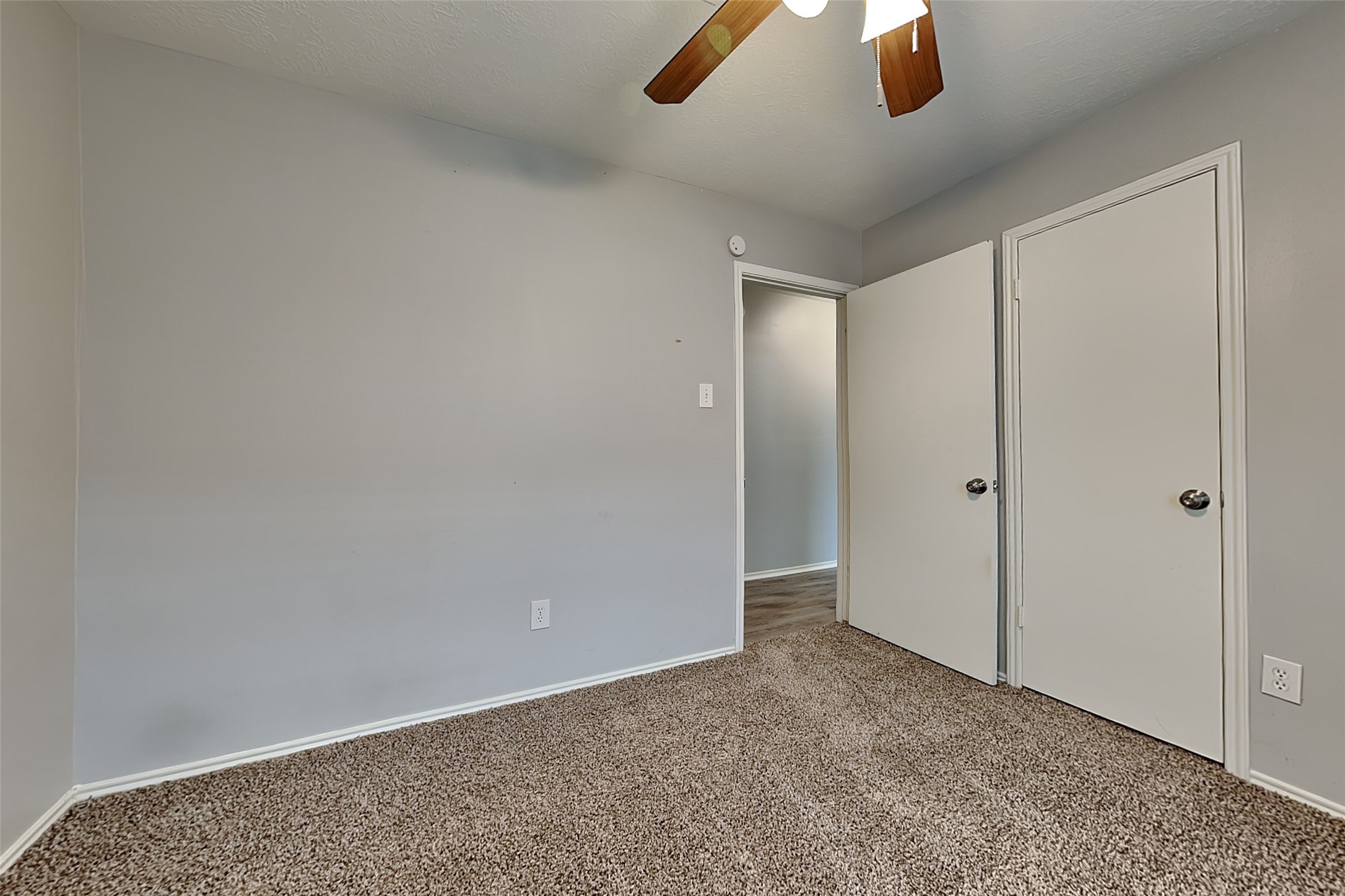 26010 Richards Road Property Photo 13