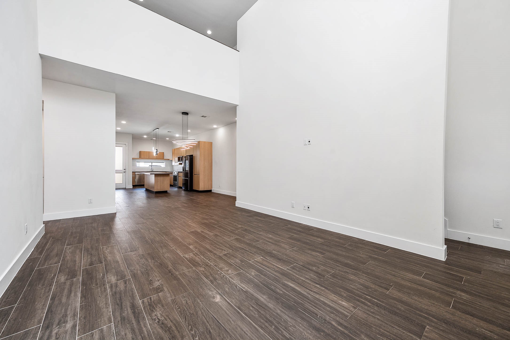 5519 Paraiso Place Property Photo 11