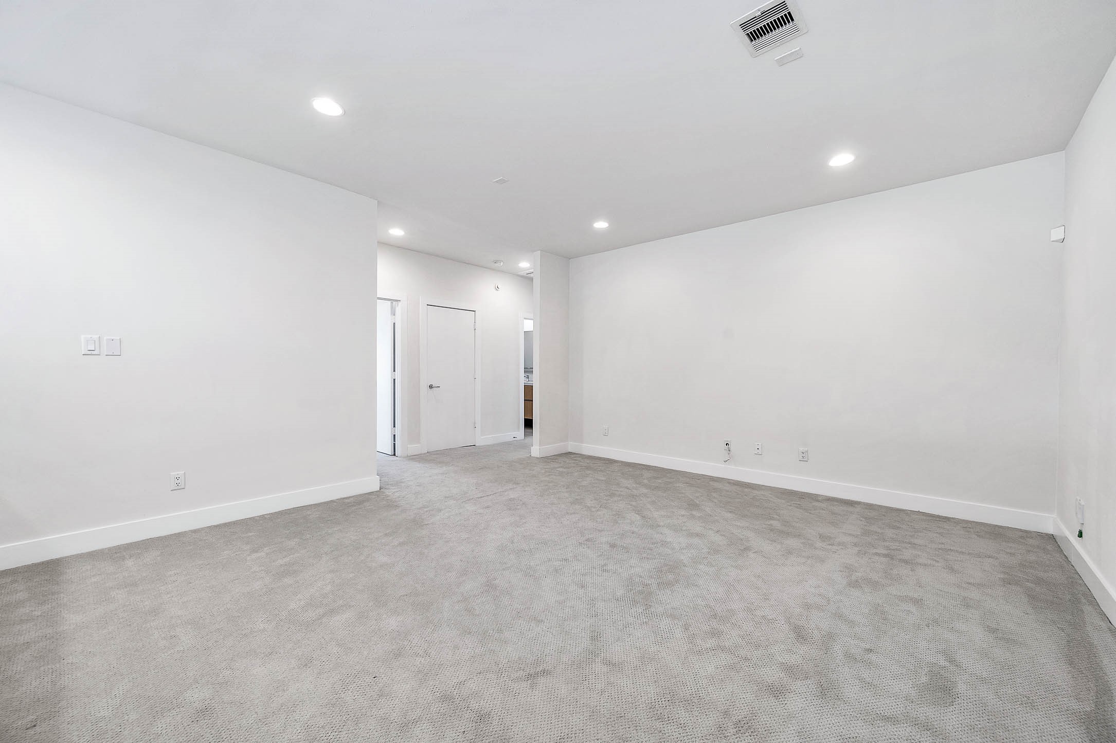 5519 Paraiso Place Property Photo 19