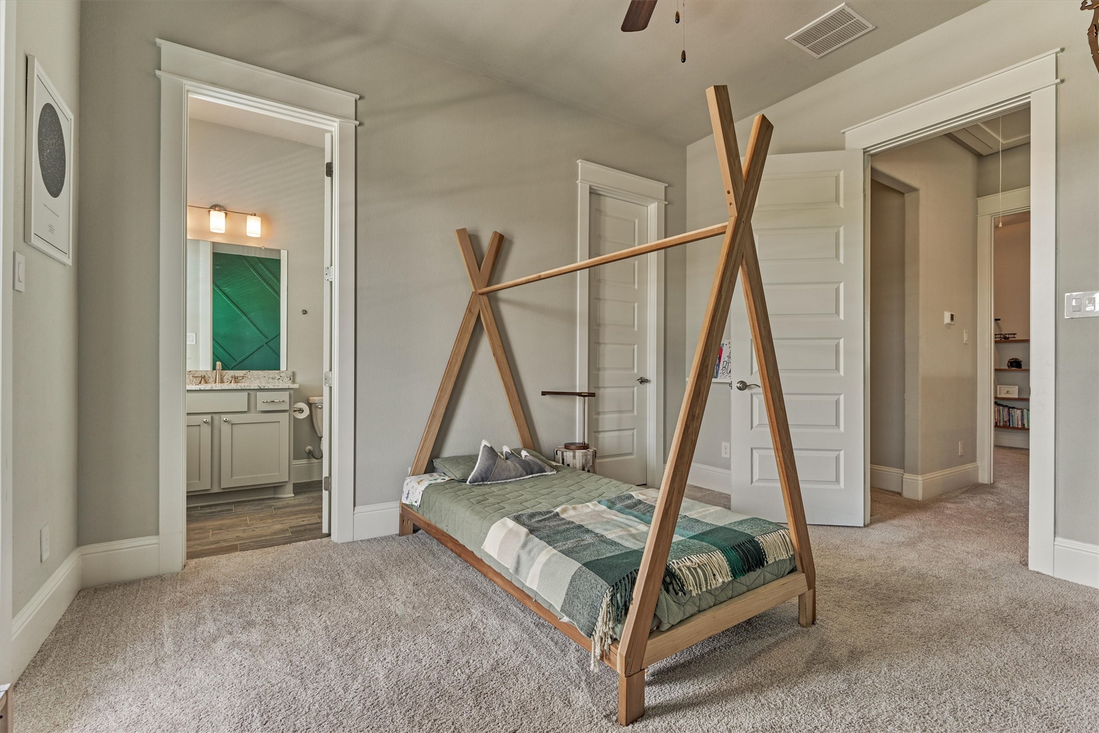 2107 Sweet Drift Circle Property Photo 37