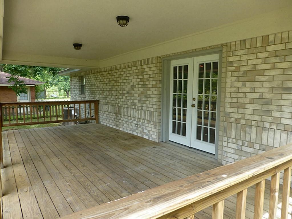 1525 Calvit Street Property Photo 22