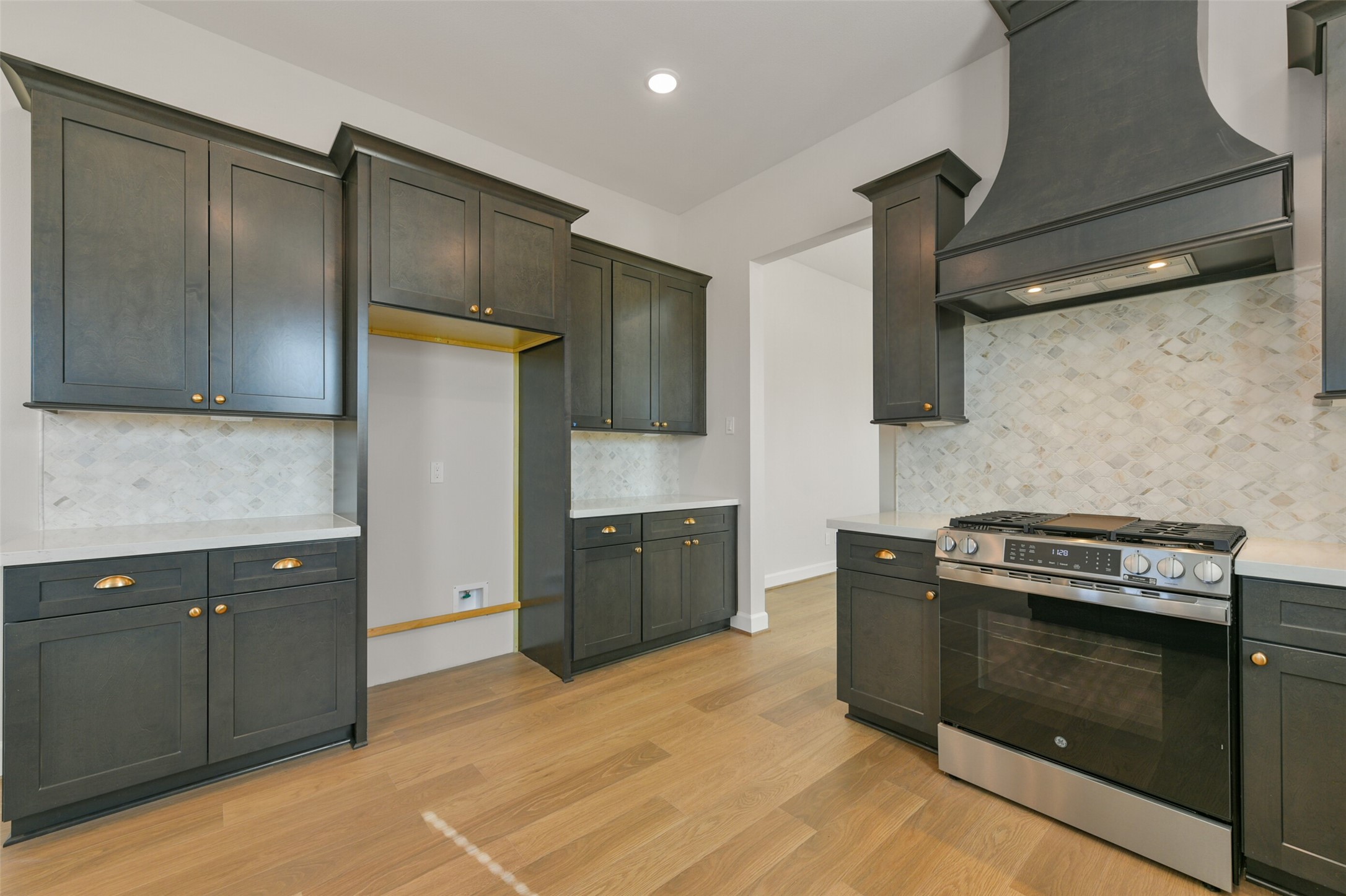 2515 S Houston Avenue Property Photo 15