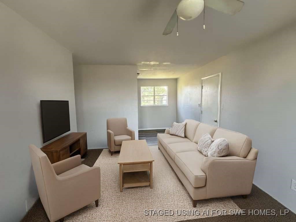 2424 E 28th Street Property Photo 5
