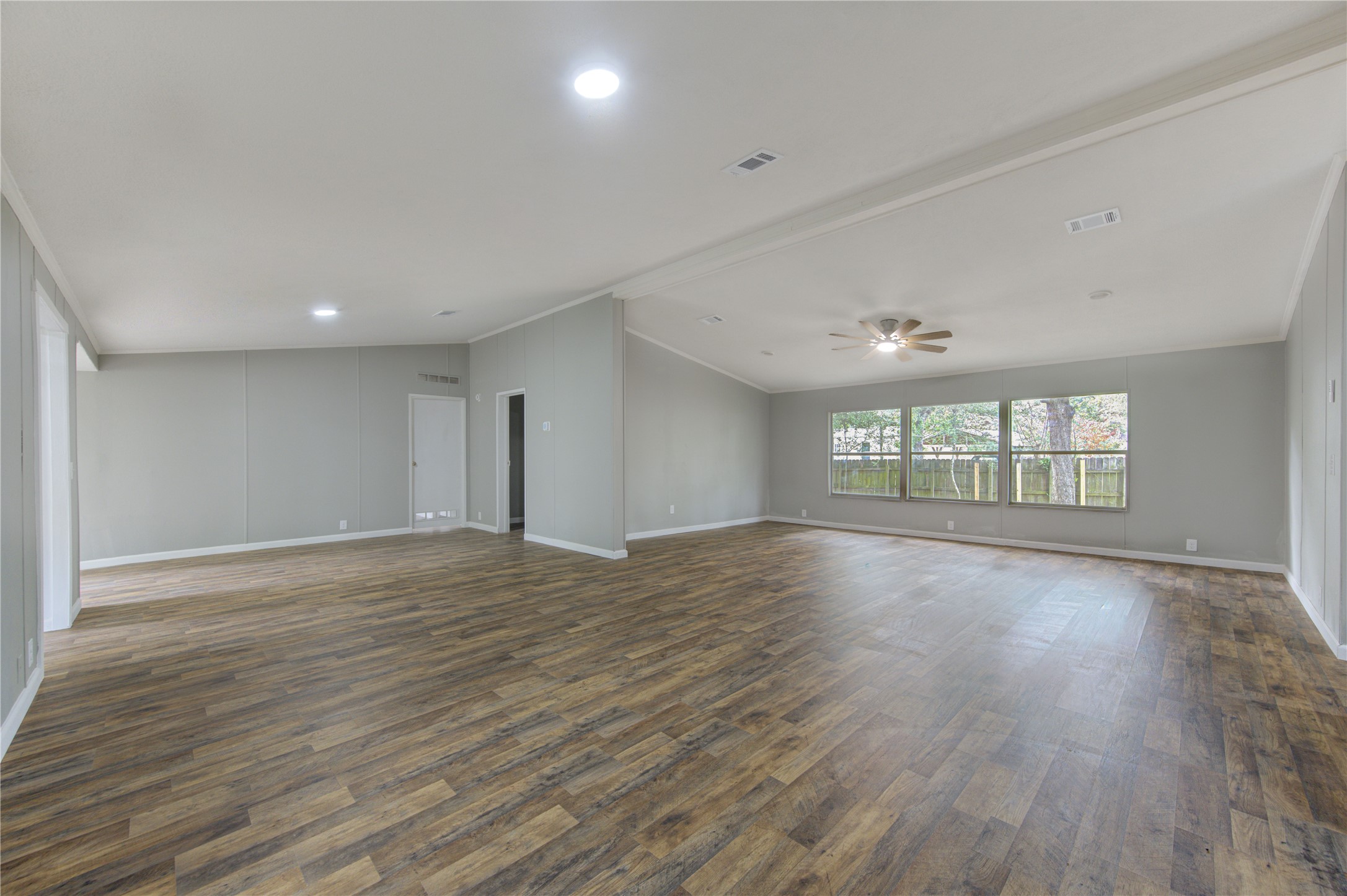 30226 Davis Street Property Photo 7